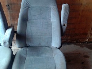 Used 2007 Freightliner CST120 Seat (Stock #FR-0397-18)) Part Image
