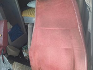 Used 2007 Mack CXN613 Seat Image