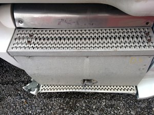 Used 2007 Peterbilt 387 Battery Box (Stock #PT-0415-18)) Part Image