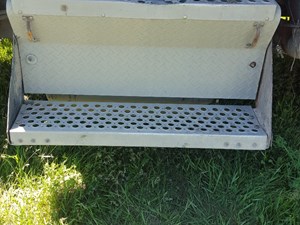 Used 2000 Kenworth W900 Battery Box Cover (Stock #SV-26-11)) Part Image