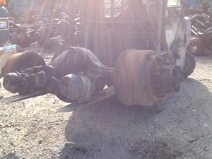 Used 2000 Eaton 18200 Axle, Complete Rear (Stock #RR-2884)) Part Image