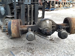 Used 2001 Eaton 19060S Axle, Complete Rear (Stock #RR-2878)) Part Image