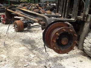 Used 2003 International 4200 Front Axle, Complete (Stock #FA)) Part Image