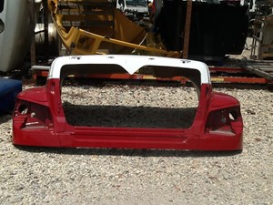 Used 2008 International 7600 Hood Image