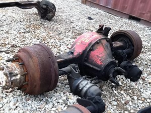 Used 2000 Eaton 23105C Axle, Complete Rear Image
