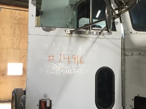 Used 1998 Peterbilt 385 Door (Stock #14916-6)) Part Image