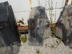 Used 1999 Mack CH613 Inner Fender (Stock #16816-7)) Part Image