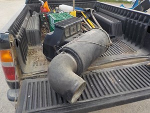 Used 2000 Freightliner FLD120 External Air Breather (Stock #20516-1)) Part Image