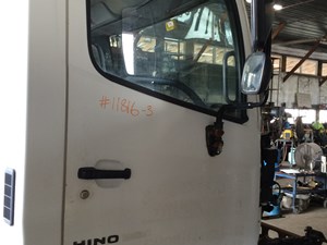 Used 2005 Hino 185 Door (Stock #11816-3)) Part Image