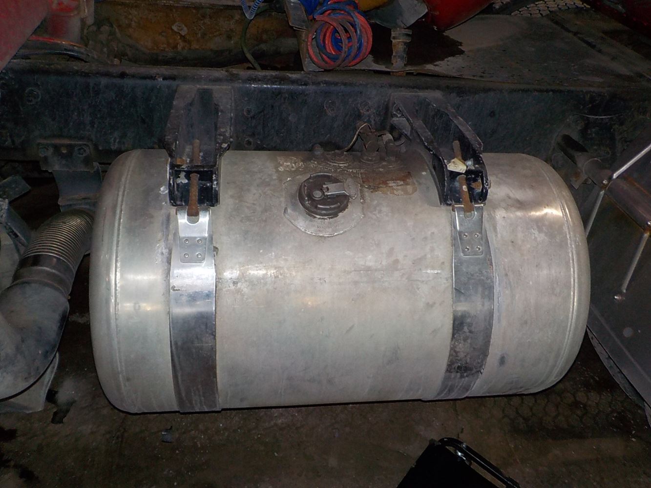 2005 Peterbilt 379 (Stock 015165) Fuel Tanks TPI