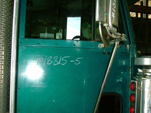 Used 1999 Freightliner CLASSIC Door (Stock #18815-5)) Part Image