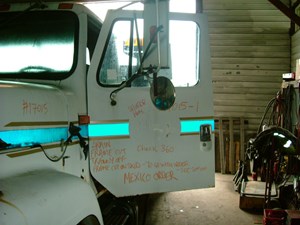 Used 1995 International 2600/4700/S-MODEL Door (Stock #17015-1)) Part Image