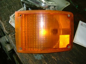 Used 1999 International 4900 Headlamp Assy Image