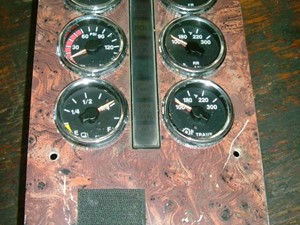Used 1999 International 9200 Instrument Cluster (Stock #05715-10)) Part Image