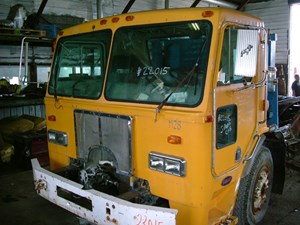Used 1993 Peterbilt 320 Cab (Stock #22015-1)) Part Image