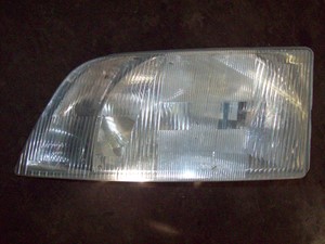 Used 1998 Volvo VNL42T Headlamp Assy Image