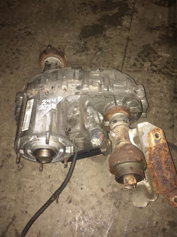 Used New Process/New Venture 244D Transfer Case Assy for sale Port