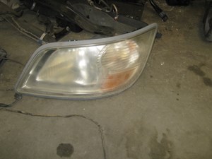 Used 2010 Hino 338 Headlamp Assy (Stock #569-21)) Part Image