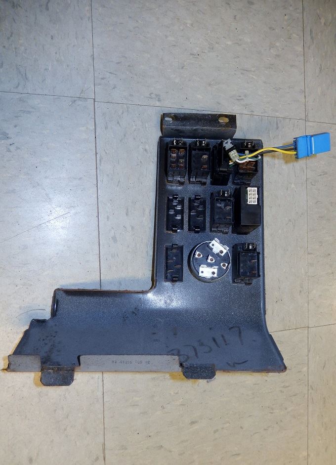Used Tires Phoenix >> 2000 Freightliner FL70 (Stock #11379) | Ignition Switch | TPI Used Tires Phoenix >> 2000 Freightliner FL70 (Stock #11379) | Ignition Switch | TPI