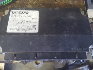 Used Volvo VNL Dash Control Module Image