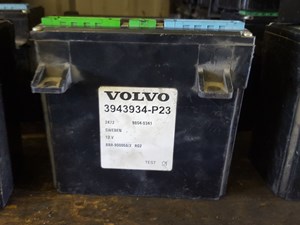 Used Volvo VNL Dash Control Module (Stock #4460046665)) Part Image