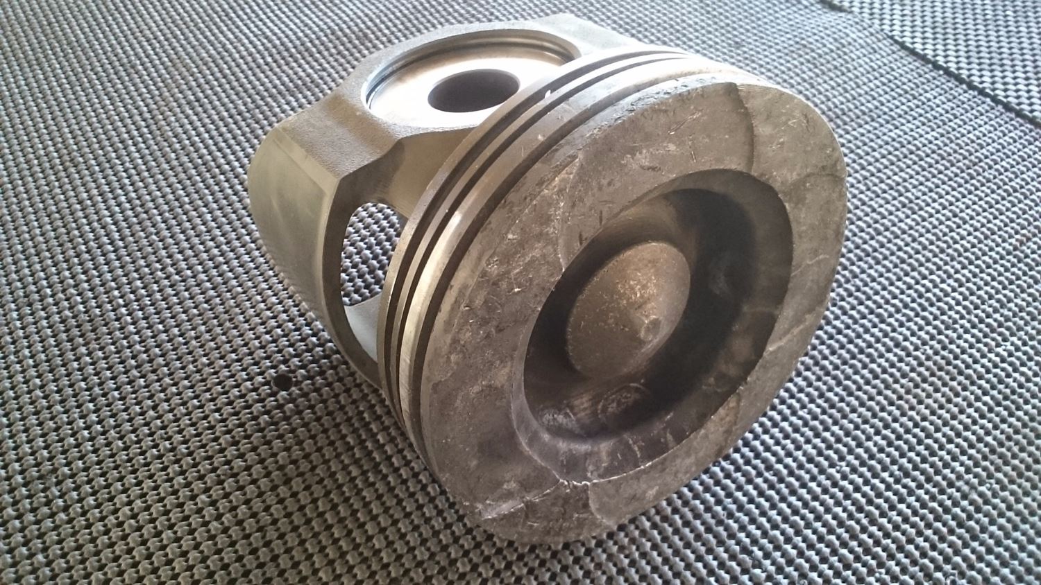 Cummins ISX (Stock 11413) Pistons and Rods TPI