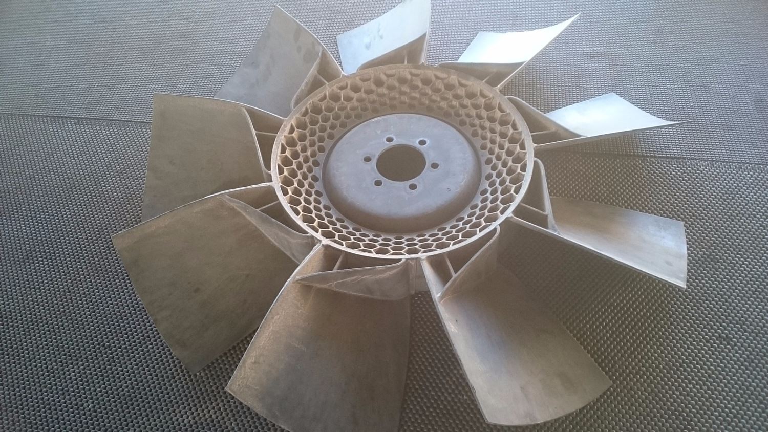Engines & Engine Parts Fans for for Sale at American Trucker 0.00