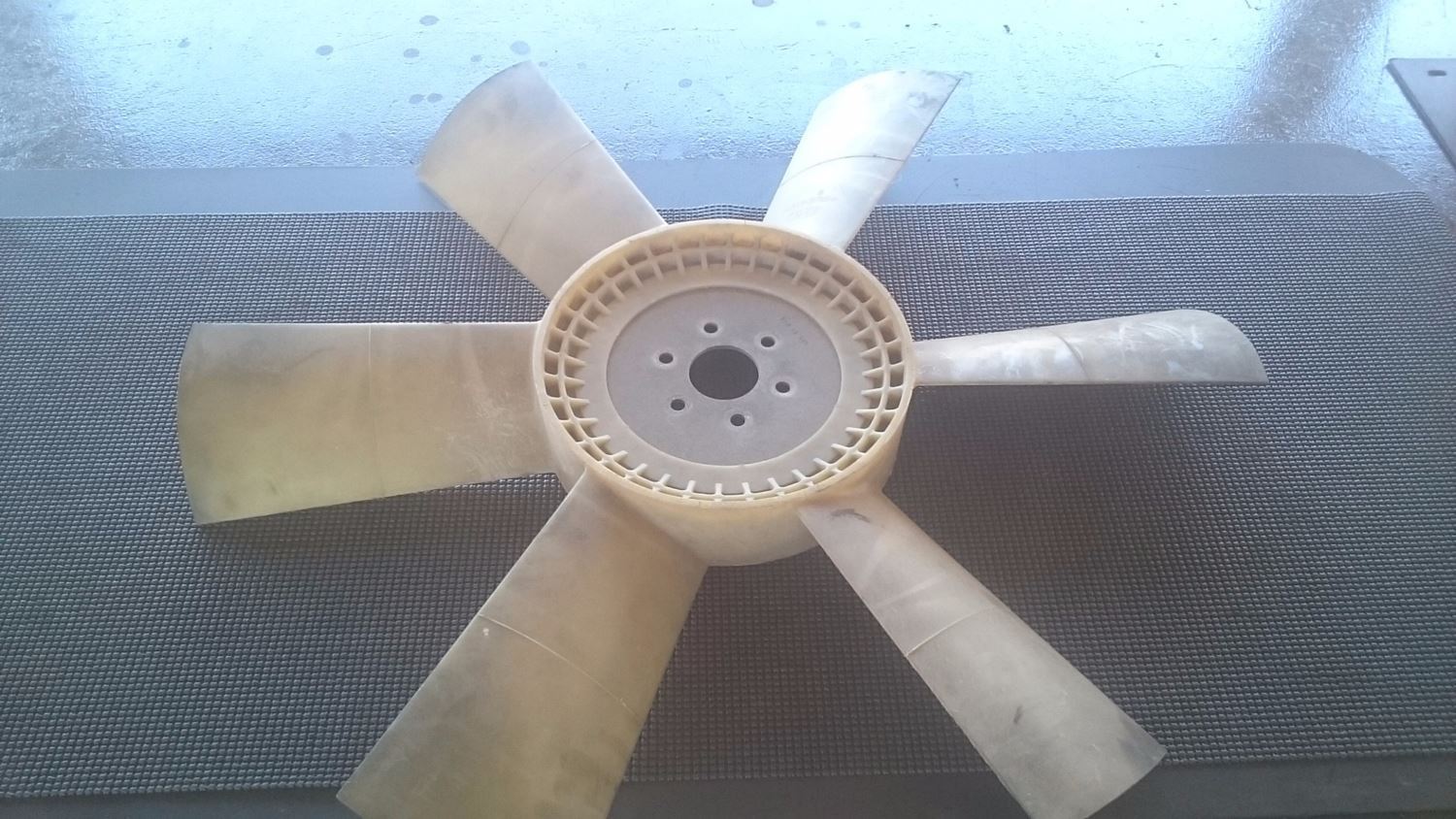 Fans New and Used Parts American Truck Chrome