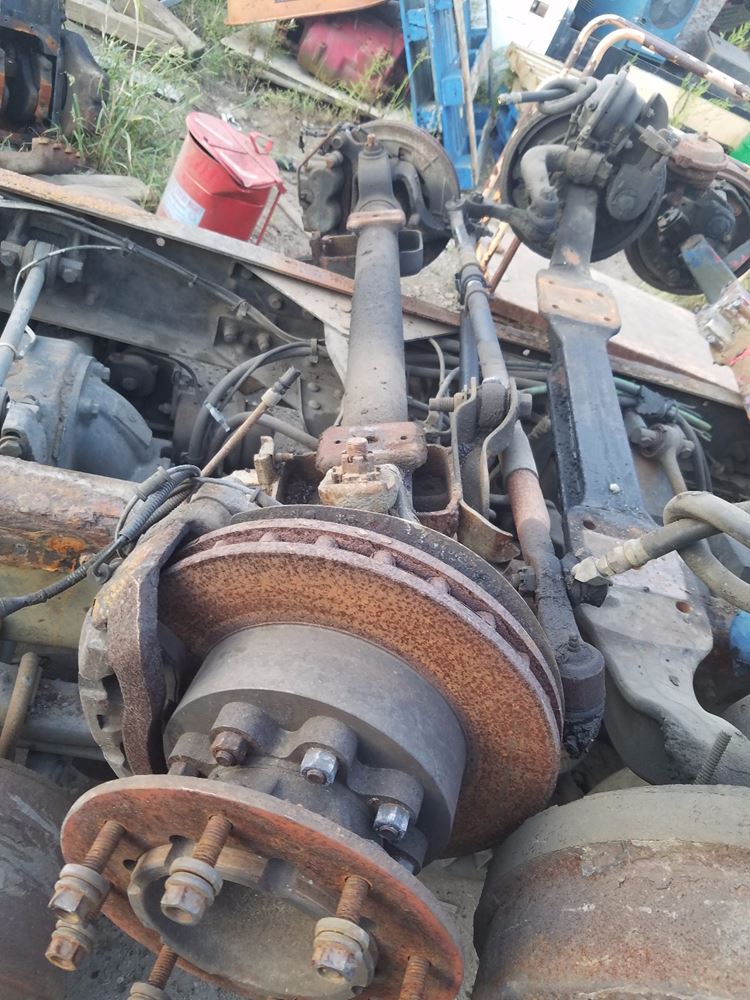 2000 Ford F450 (Stock SALVAGE920FA390) Front Axles, Complete TPI