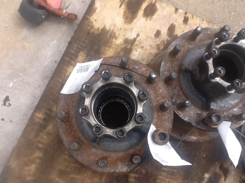 Hub Pilot / Unimount Rear (Stock HUB064E) Wheel Ends, Spokes, and