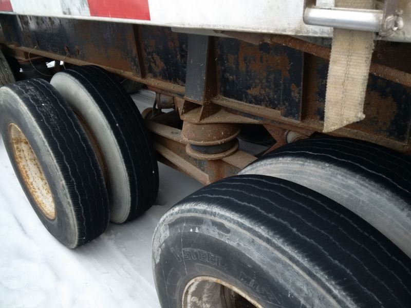 Image 3 of part Used 2010 UD/Nissan UD2600 Door Window