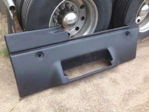 New Kenworth T800 Tank Fairing (Stock #P-105)) Part Image