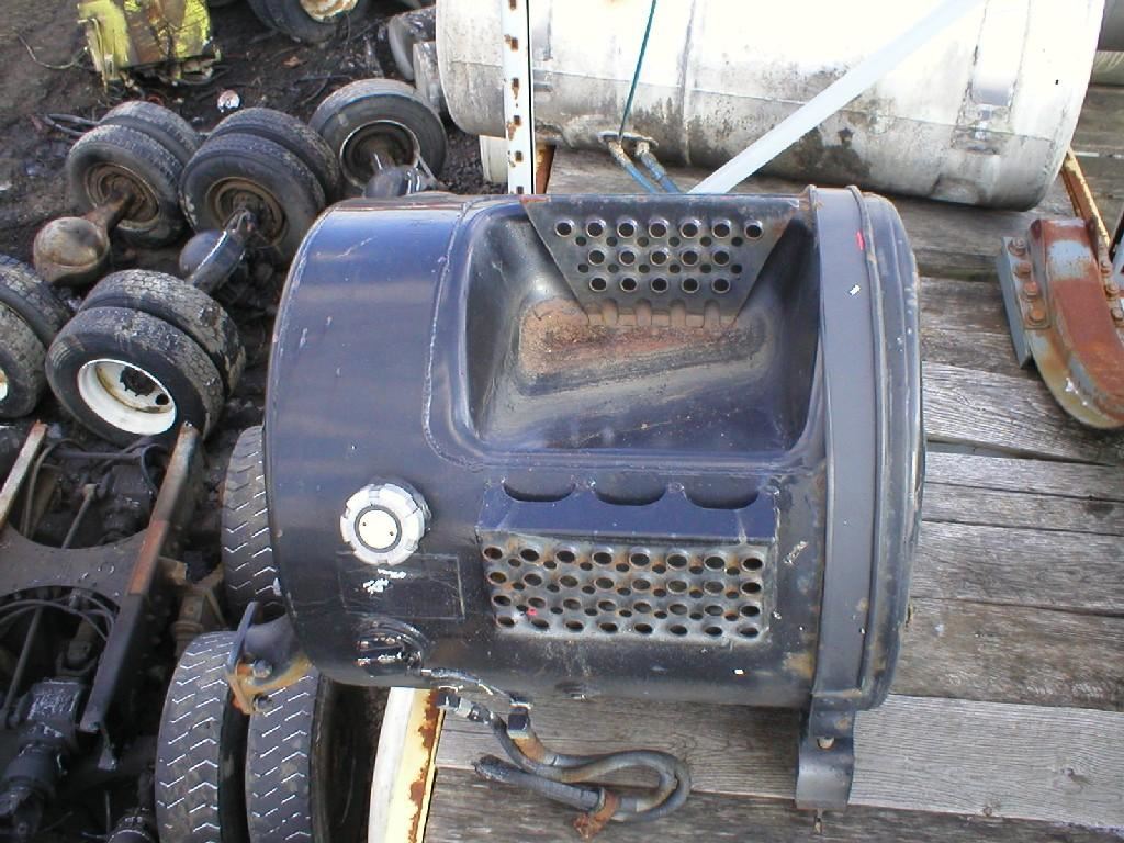 MACK RMODEL (Stock D13FT4) Fuel Tanks TPI