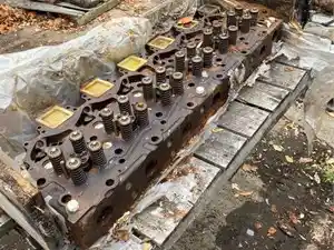 Used Caterpillar 3406 Head (Stock #100582)) Part Image