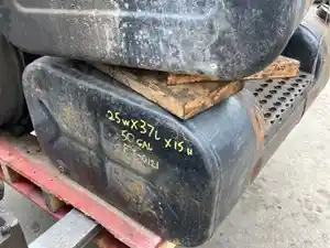 Used Fuel Tank (Stock #FT-0121)) Part Image