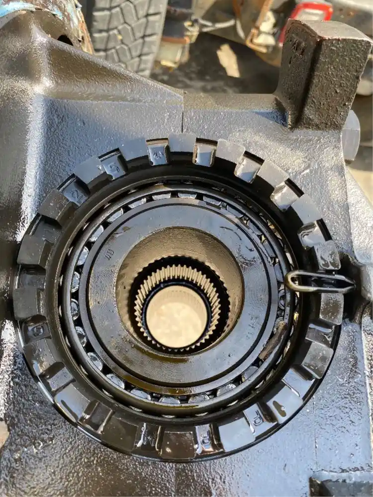 Used Meritor/Rockwell RD23160 Front Rear (Tandem Front) for sale ...