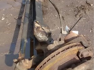 Used 1997 GMC B7 I Beam (Stock #7073)) Part Image