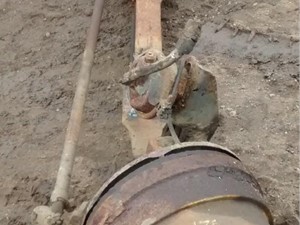 Used 1998 FORD L8501 LOUISVILLE 101 I Beam (Stock #7293)) Part Image