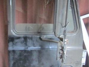 Used 2001 MACK CH612 Door (Stock #5029)) Part Image