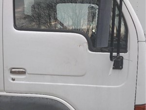 Used 2004 UD TRUCK UD1400 Door (Stock #9568)) Part Image