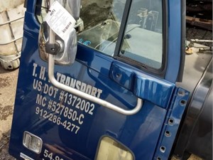 Used 2006 FREIGHTLINER COLUMBIA 120 Door (Stock #9051)) Part Image