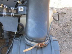 Used 2008 GMC W4500 Air Cleaner (Stock #4421)) Part Image