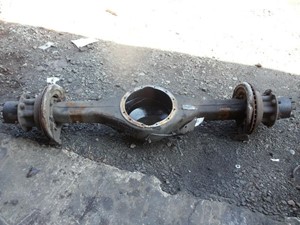 Used Eaton 15040-S Axle Housing (Rear) (Stock #1055)) Part Image