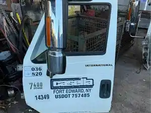Used 2007 INTERNATIONAL 7400 Door (Stock #14911)) Part Image