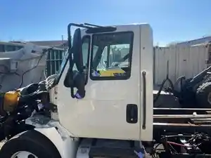 Used 2014 INTERNATIONAL DURASTAR 4300 Door (Stock #16274)) Part Image