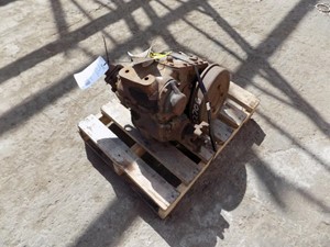 Core MERITOR T223H Transfer Case Assy (Stock #883127)) Part Image