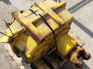 Core NOSTER 658-W Transfer Case Assy (Stock #1288909)) Part Image