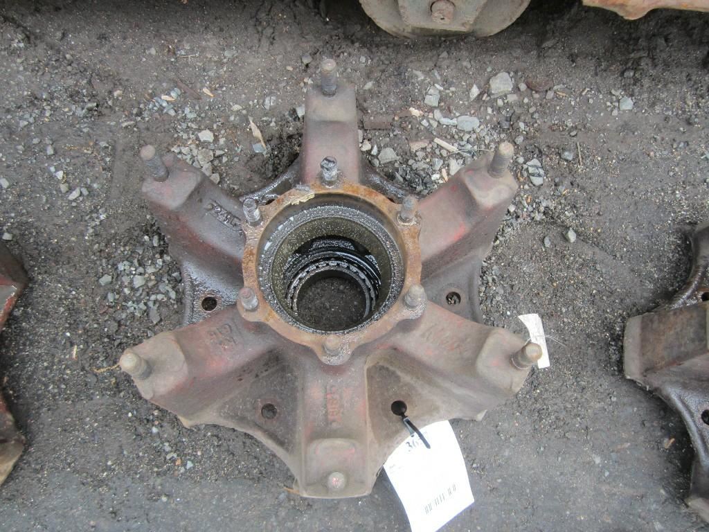 Spoke Inventory Used, Recycled, New, and Aftermarket Heavy Duty Truck Parts