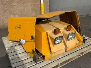 Used 1989 WHITEGMC AUTOCAR ACL64 Hood (Stock #16656)) Part Image