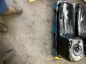 Used 2006 Cummins Oil Pan (Stock #10931)) Part Image